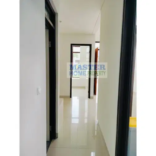 Modern Minimalist House with Convenient Location