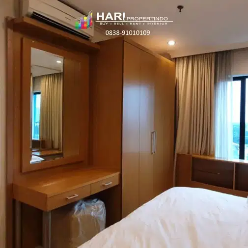 Hamptons Park пәтері - Pondok Indah-тағы гольф көрінісі бар кең 3 бөлмелі пәтер