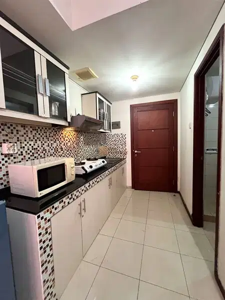 Studio Apartment at Royal Mediterania Garden - Fully Furnished Strategic Location
