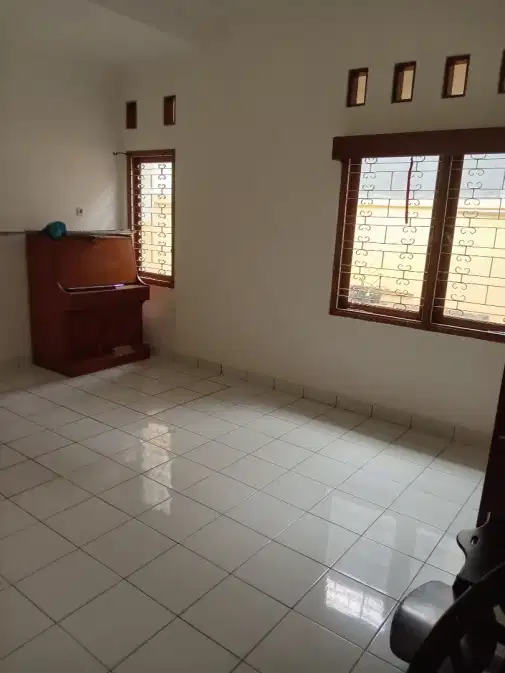 3-Bedroom House in West Jakarta with Parking and Garden