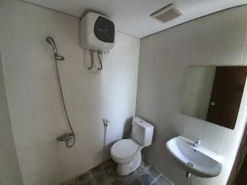 Studio Apartment at Skyland Apartment with Full Amenities