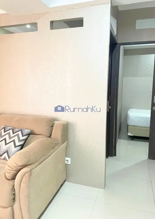 2 Bedroom Apartment with Free Monthly Laundry
