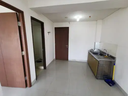 Semi-furnished Apartment with City View