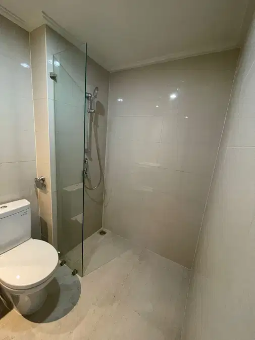 Comfortable 28 m2 Apartment with City View on 18th Floor