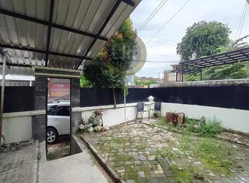 2-Story House in Palm Spring Batam Centre with 3 Bedrooms and Garden