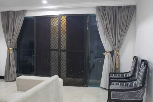 Golf Hills Terraces, Pondok Indah-тағы кең 3 бөлмелі пәтер