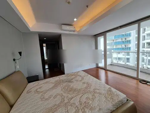 3 Bedroom Apartment at Royale Springhill Kemayoran with Golf View