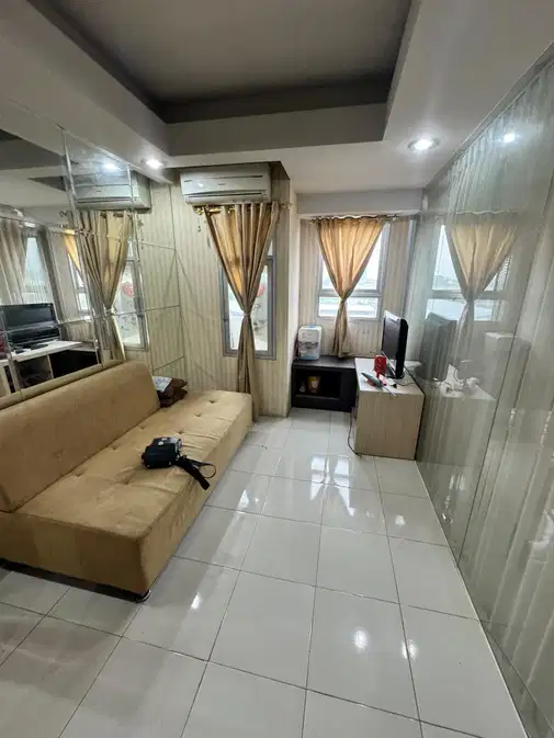 2 Bedroom Apartment at Puncak Permai, Pool View