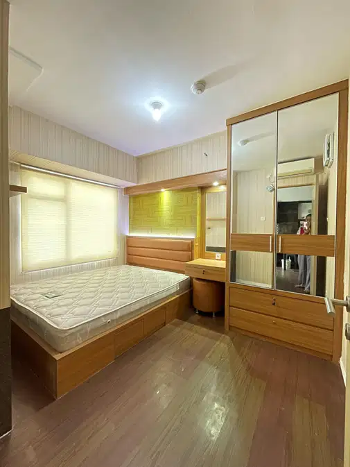 2BR Apartemen Educity Tower Harvard, Furnished with Pool View