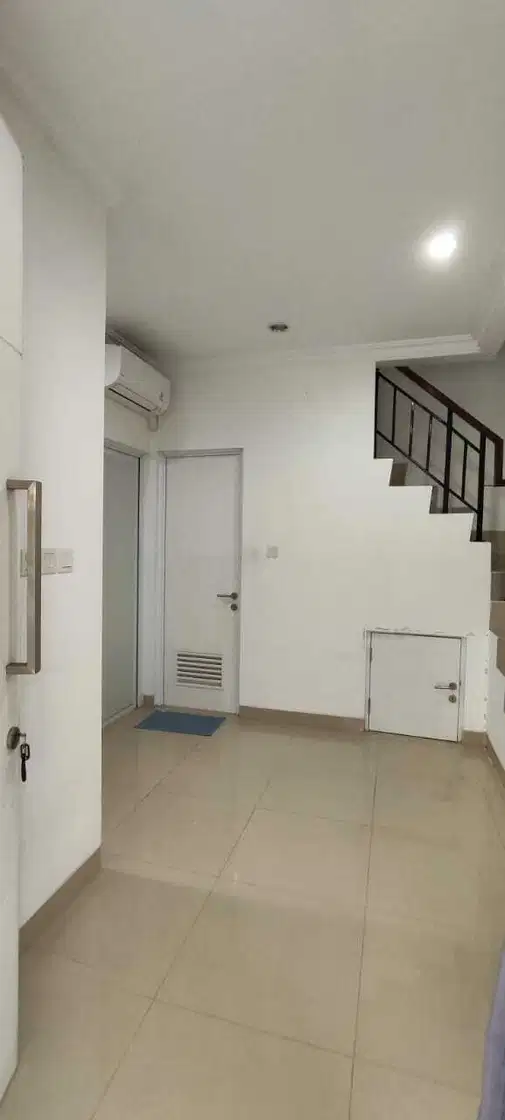 Malibu 2 Gading Serpong - 2 Bedroom Semi Furnished House