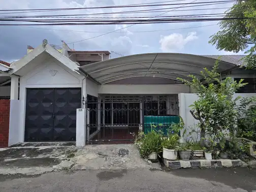 One Floor House in Darmo Permai Utara, Surabaya
