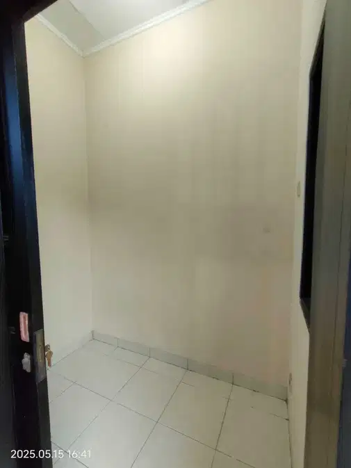 Strategically Located Property near Shopping Centers