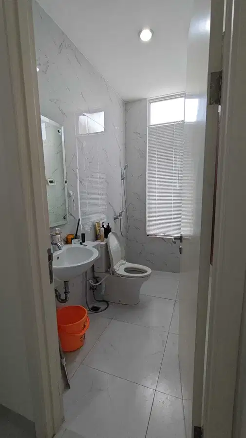 Hoek House Fully Furnished Ready to Move In at Lavon, Cikupa