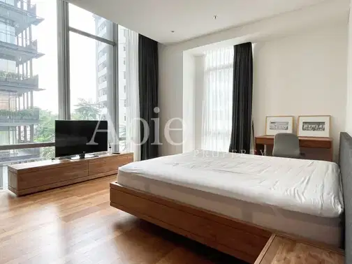Luxurious 3-Bedroom Senopati Suites with Designer Interior