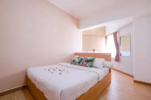 Central Jakarta Apartment with Multiple Facilities