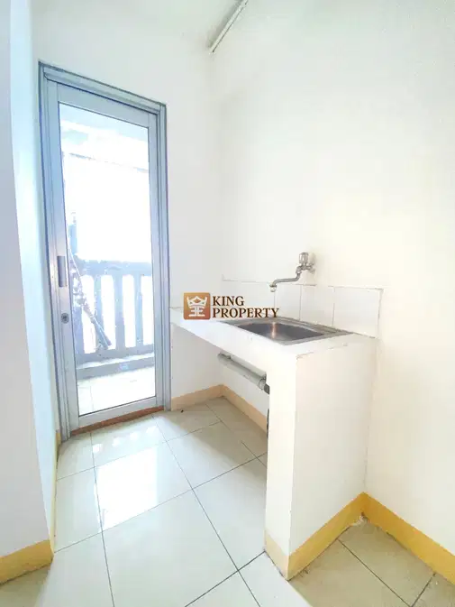 Green Bay Pluit Coastview Apartment - Strategic Location, Pool View