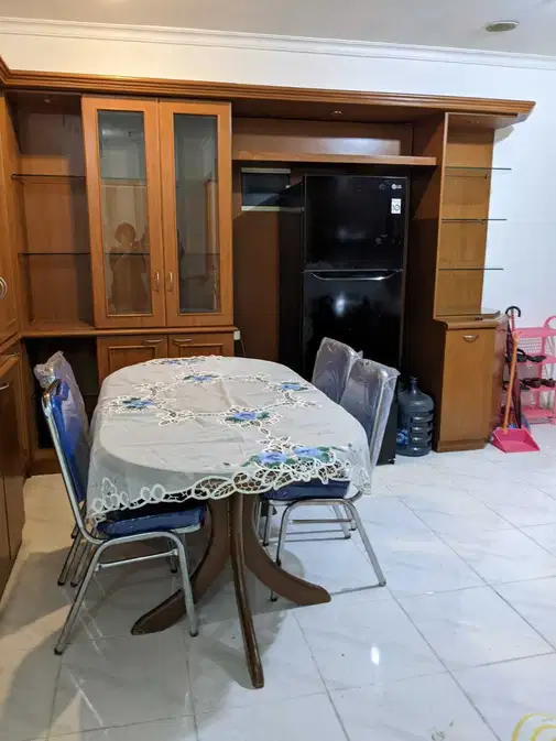 Permata Senayan, Танах Абанг, Орталық Джакартадағы 2 бөлмелі пәтер