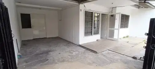 Rumah Kupang Jaya - Просторный дом в аренду рядом с Дармо