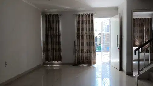 3+1 Bedroom Townhouse with Pool in Cluster, 2-Year Minimum Lease