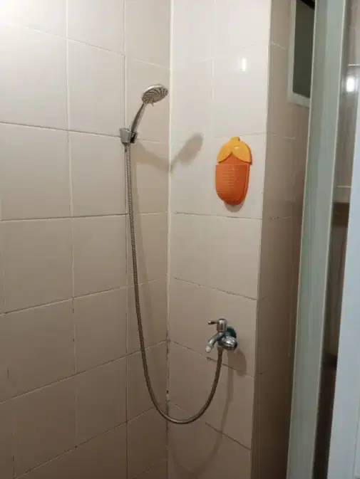 Compact Studio Apartment on 9th Floor