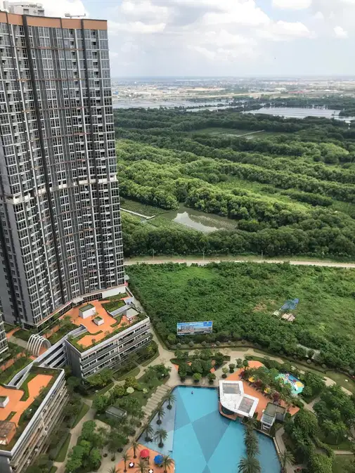 Gold Coast 3-Bedroom Furnished Apartment