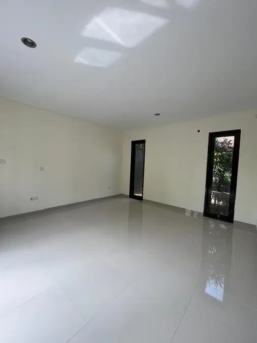 Villa in Sanur Kauh - Strategic Location with Multiple Features