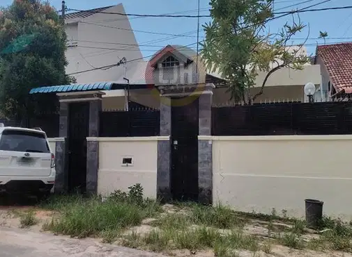 2-Story House in Palm Spring Batam Centre with 3 Bedrooms and Garden