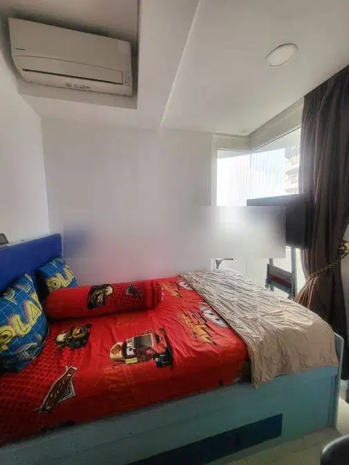 Royale Springhill 3 BR Apartment in Kemayoran with Multiple Facilities