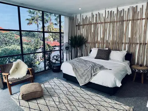 4-Bedroom Villa in Sanur - Prime Location, Pet-Friendly, Newly Renovated