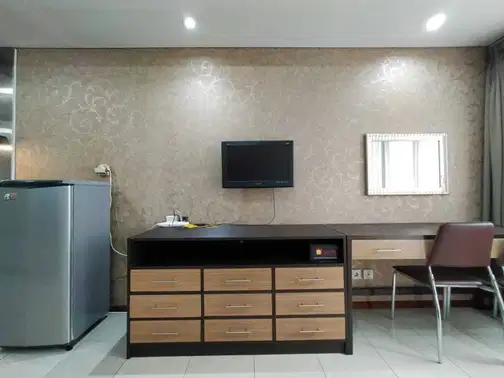 Studio Apartment at Royal Mediterania Garden with Pool View
