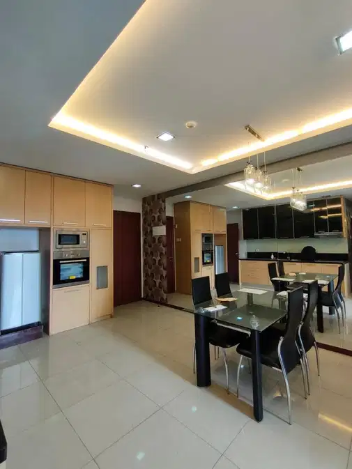 Thamrin Residence пәтері - стратегиялық орналасқан 3 бөлмелі пәтер