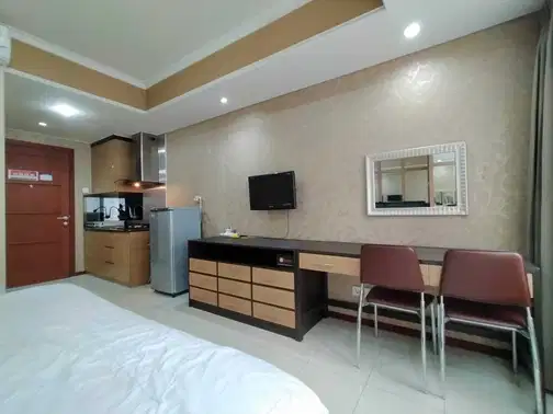 Studio Apartment at Royal Mediterania Garden with Pool View