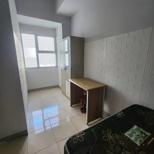 Semi-furnished 2BR Apartment at Seasons City