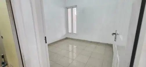 Новый отремонтированный дом, защищенный от наводнений