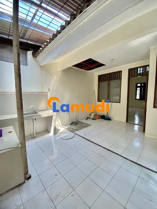 1-story house for rent in Sector 6 Gading Serpong