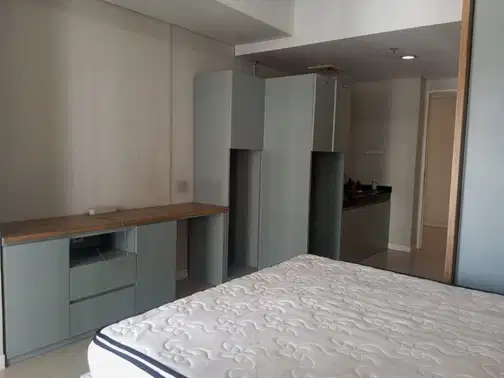 Modern Studio Apartment Near Puri Indah Mall