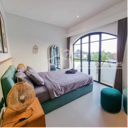Mediterranean 2-Bed Villa with Pool in Tumbak Bayuh