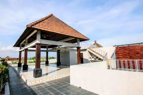 Ocean View 5-Bedroom Villa with Private Pool and Security