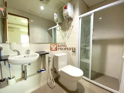 Green Bay Pluit 2BR Furnished Apartment with Sea View