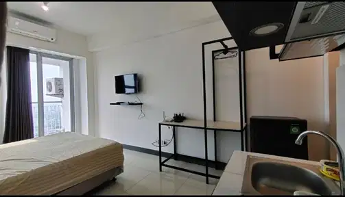 Benson Studio Apartment with Balcony and Full Furnishings