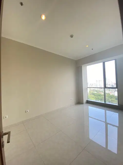 Taman Anggrek Residences-тегі 1+1 кондоминиум