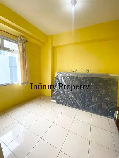 Green Bay Pluit 2 Bedroom Apartment with Field View