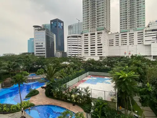 Luxurious 1BR Apartment with Pool in South Hills