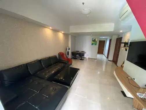 Просторная 3+1 спальная квартира в Royal Mediterania Garden, Западная Джакарта