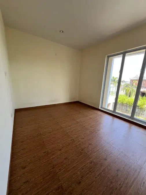 Townhouse near Pasir Putih Market, Mondial School, International Port