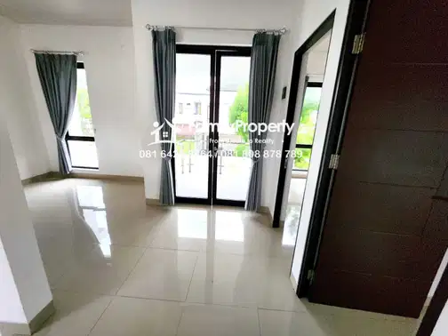 2-этажный дом в Kedaton Home Mijen, Семаранг - Стратегическое расположение
