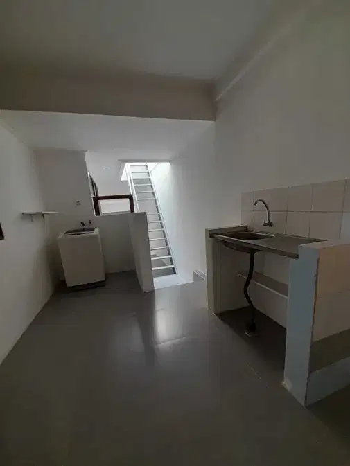 Antasari Executive Paradise House - Spacious 4BR Furnished Property in South Jakarta