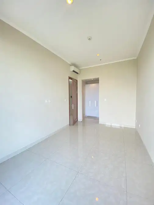 Taman Anggrek Residences-тегі 1+1 кондоминиум
