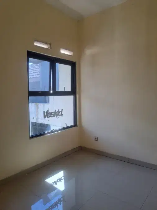 Comfortable Residential House in Bumi Pasundan Complex, Bandung