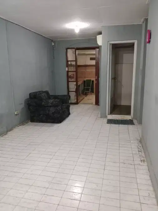 Қоғамдық көлікке жақын орналасқан стратегиялық жердегі мүлік